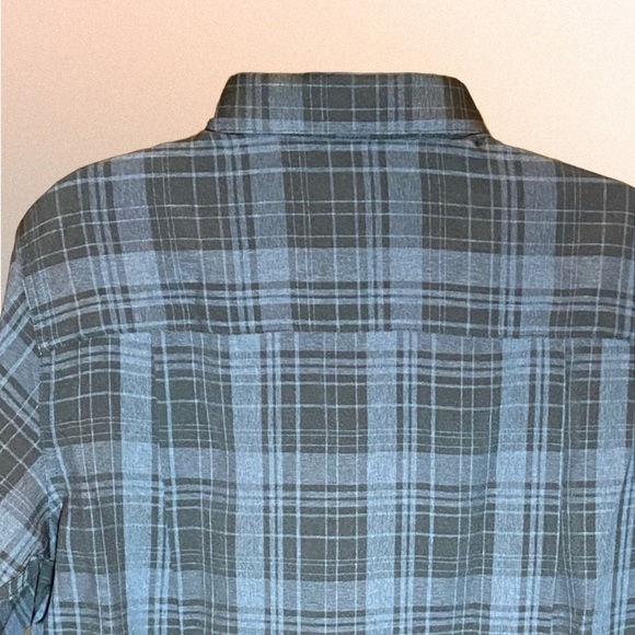 Hagger button up shirt - Picture 5 of 7